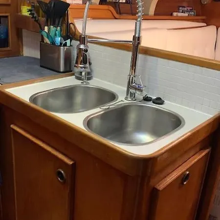 Tiny B Is Waiting For You! Portimão