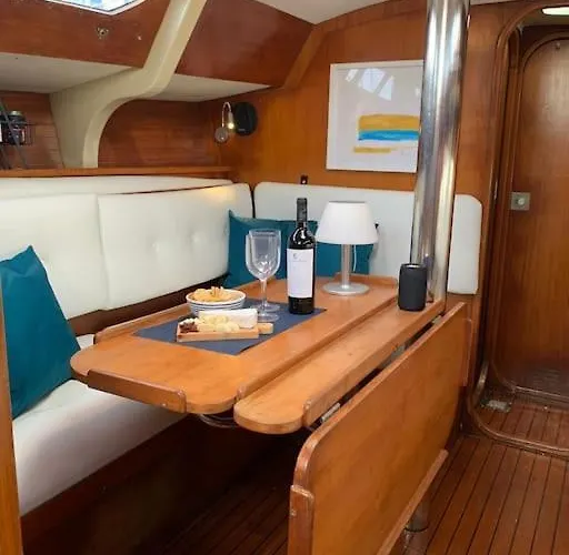 Tiny B Is Waiting For You!