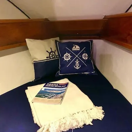 Tiny B Is Waiting For You! Портиман