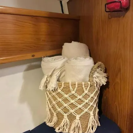 Tiny B Is Waiting For You! * Портиман